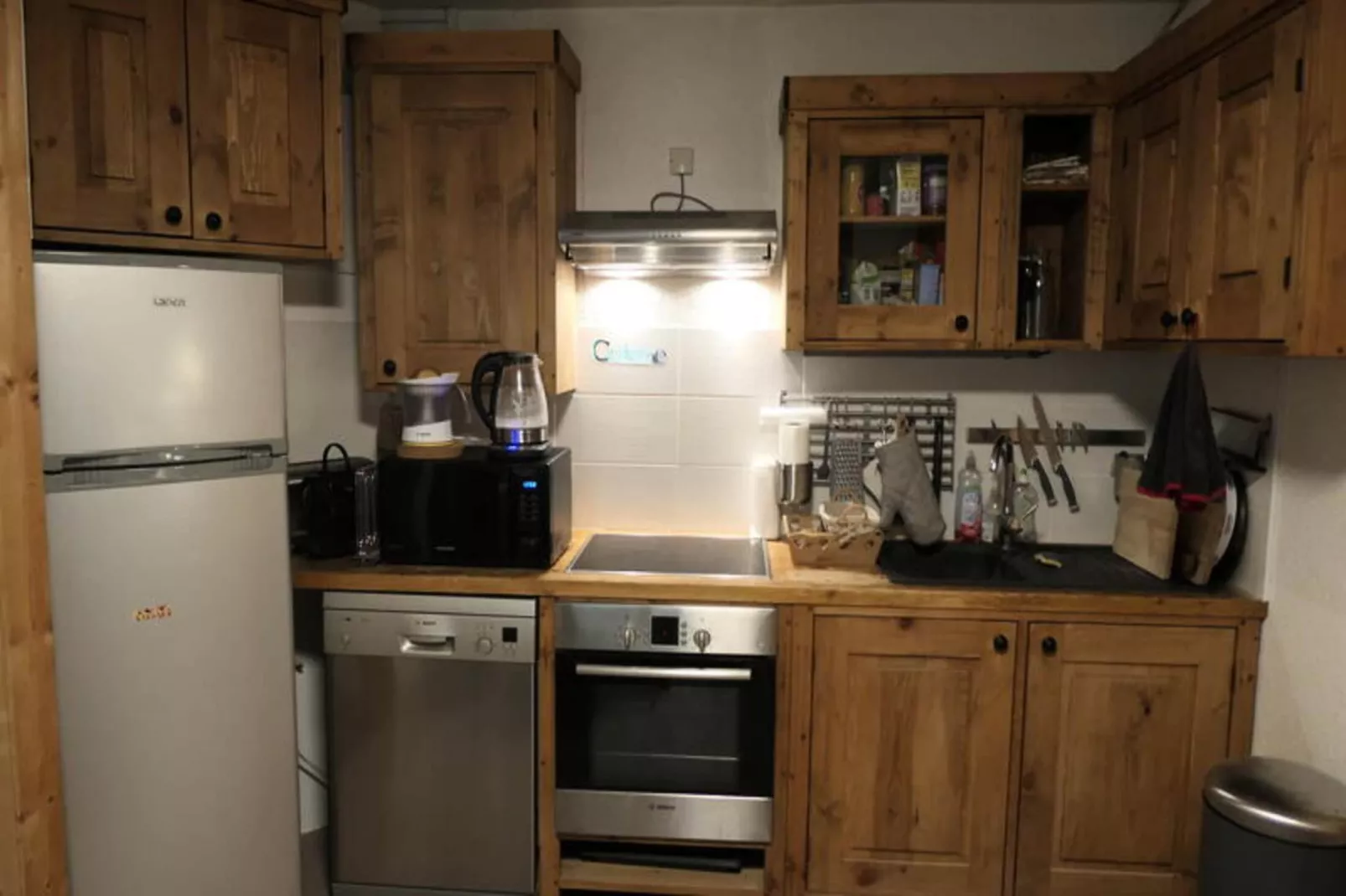 Les Chalet Du Soleil-Kitchen