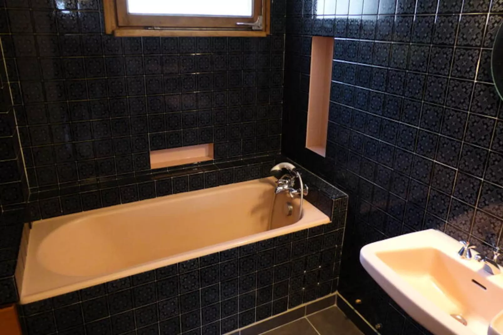 Chalet Buchan-Image-tags.