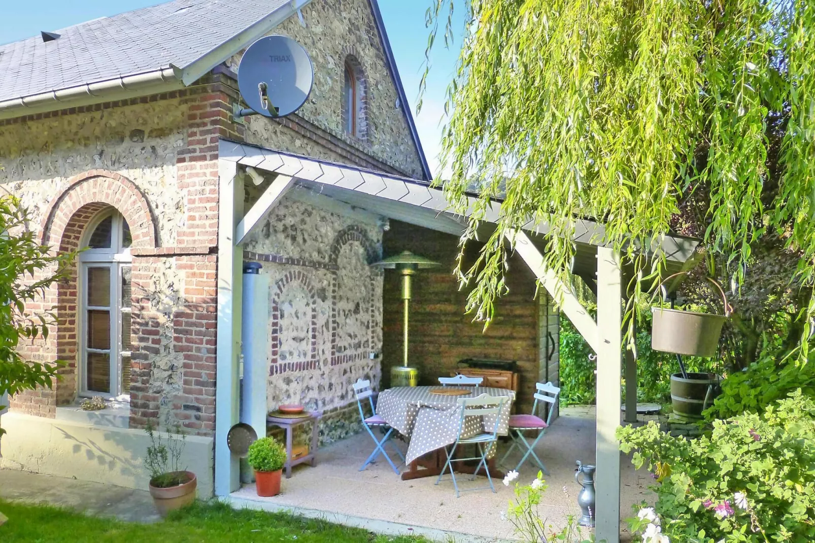Holiday home Ganzeville-Exterior summer
