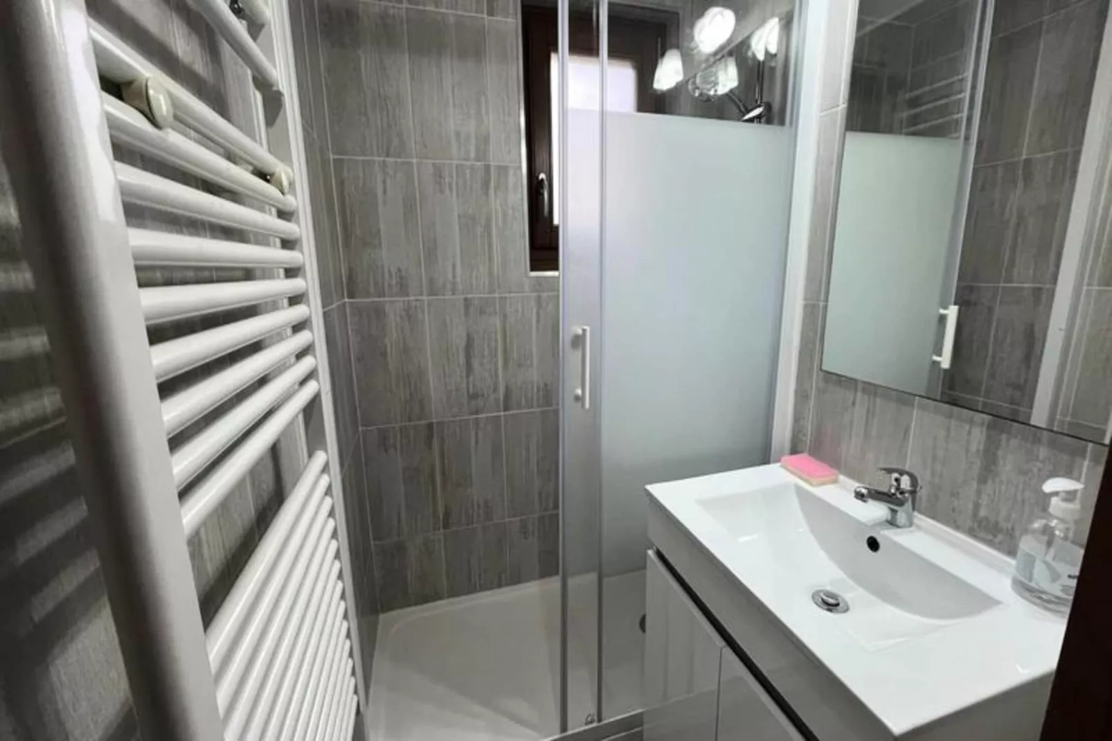 Résidence Les Campanules-Salle de bain