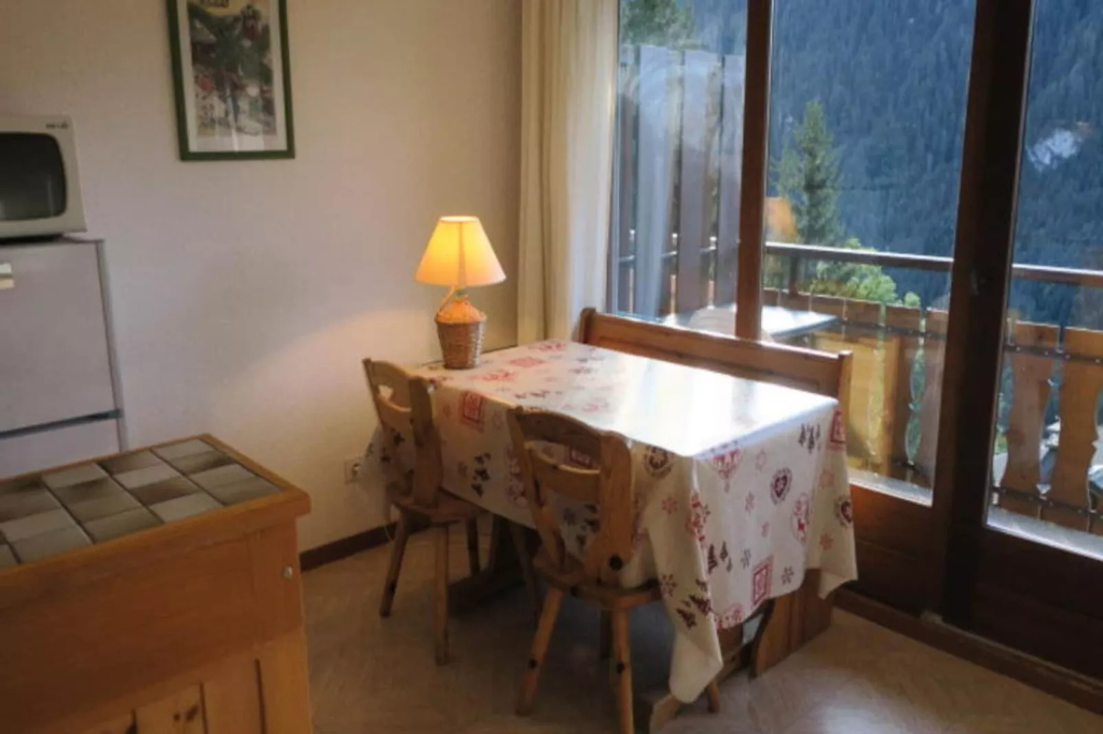 Chalets De Barbessine-Dining room