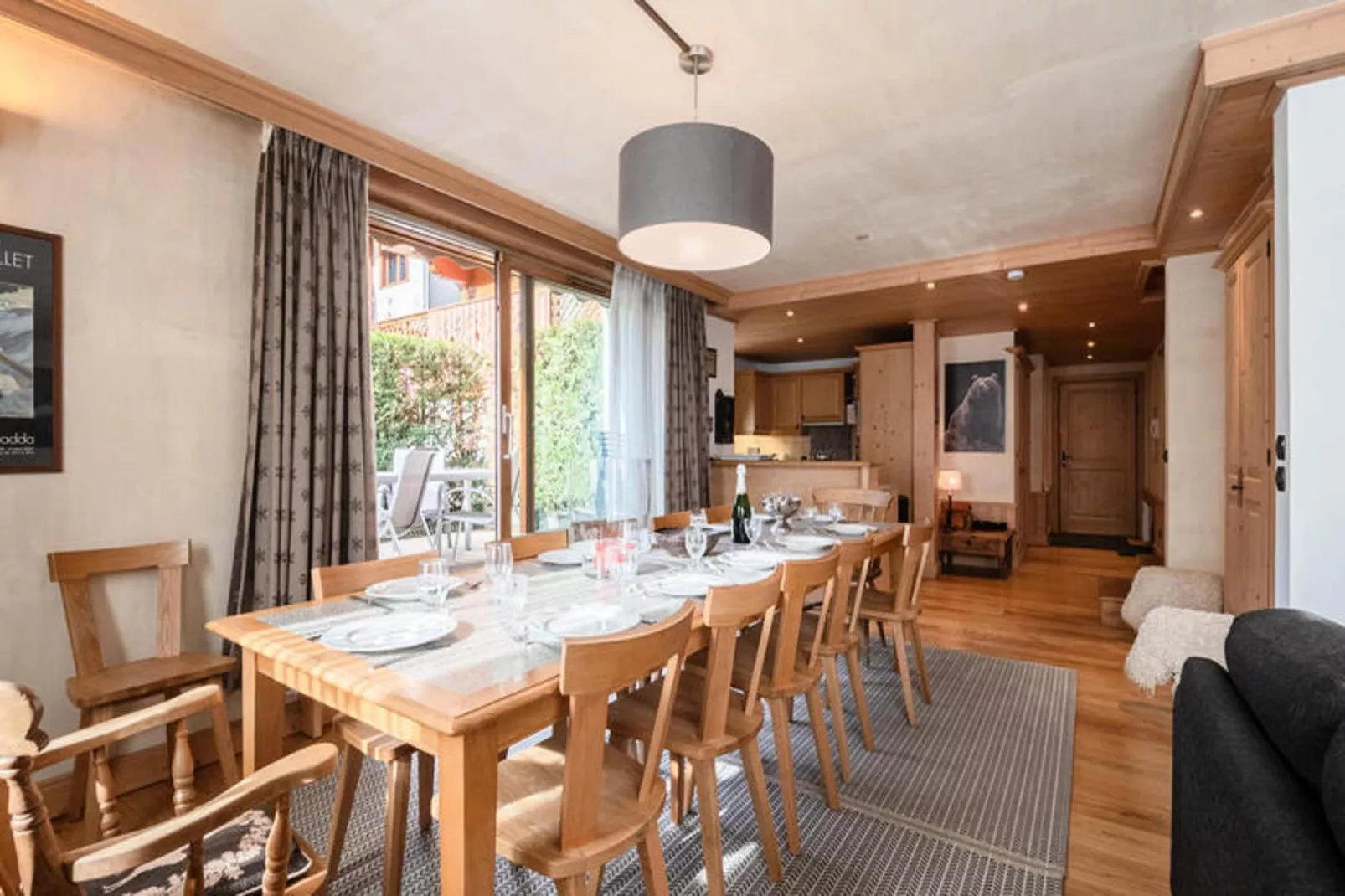 Chalets Du Savoy-Salle à manger