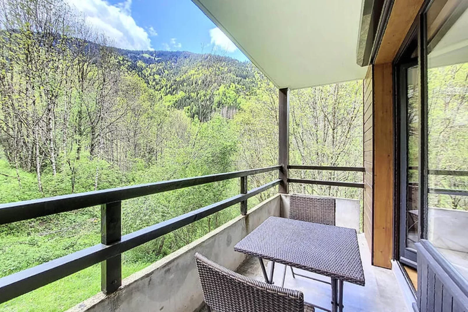 Studio à Saint Jean d'Aulps-Terrasse/Balkon