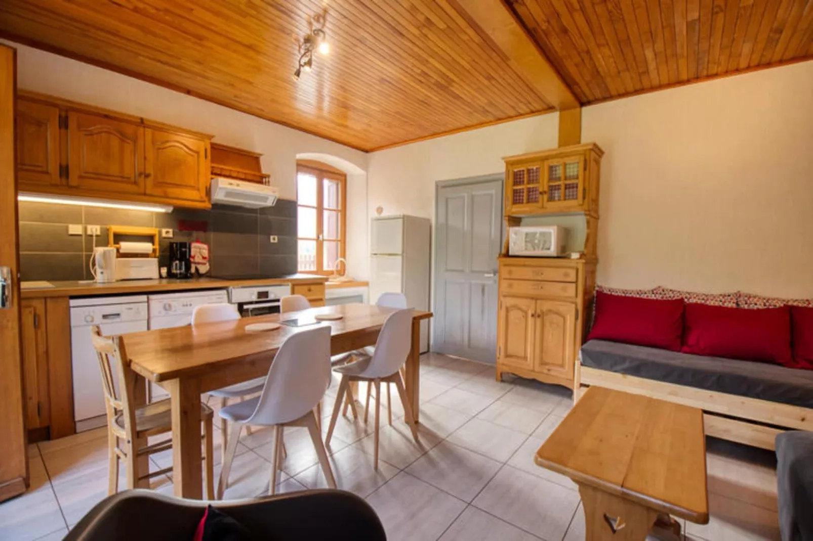 Chalet Alpagiste-Exterior in summer