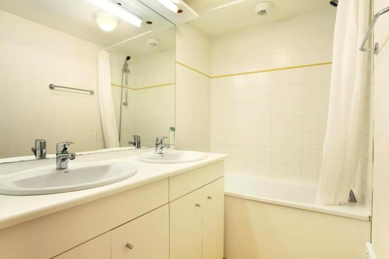 Résidence Odalys Le Buet**-Schlafzimmer