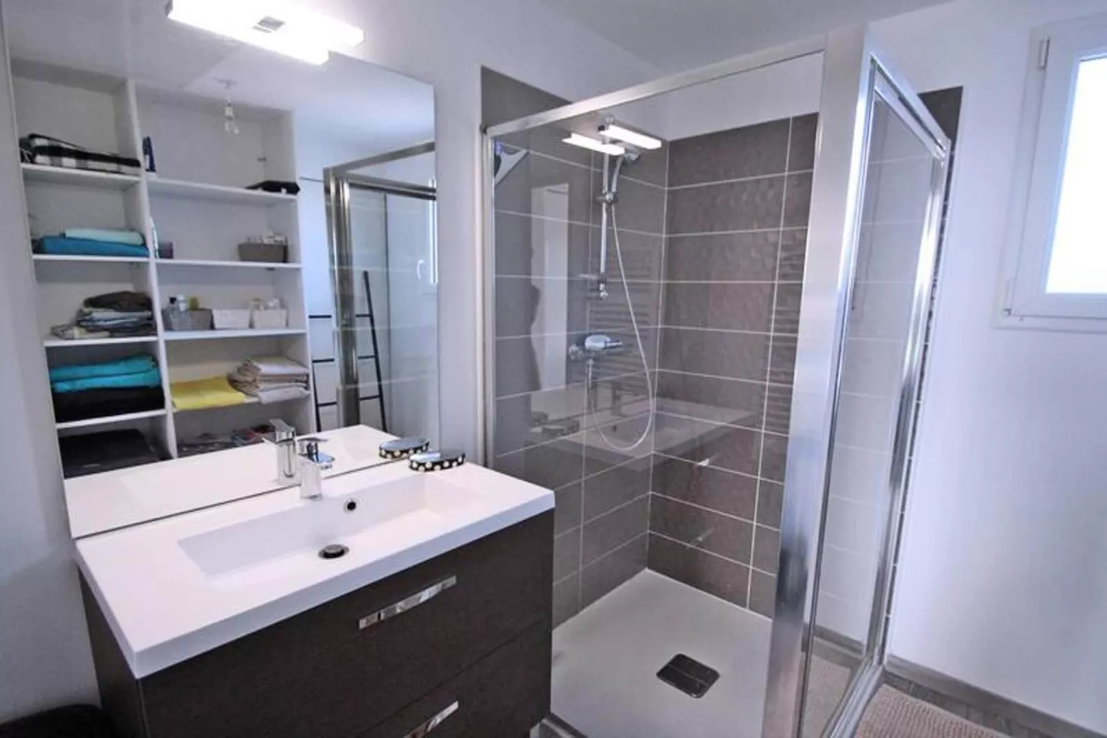 Résidence Villa Saquèdes-Bathroom