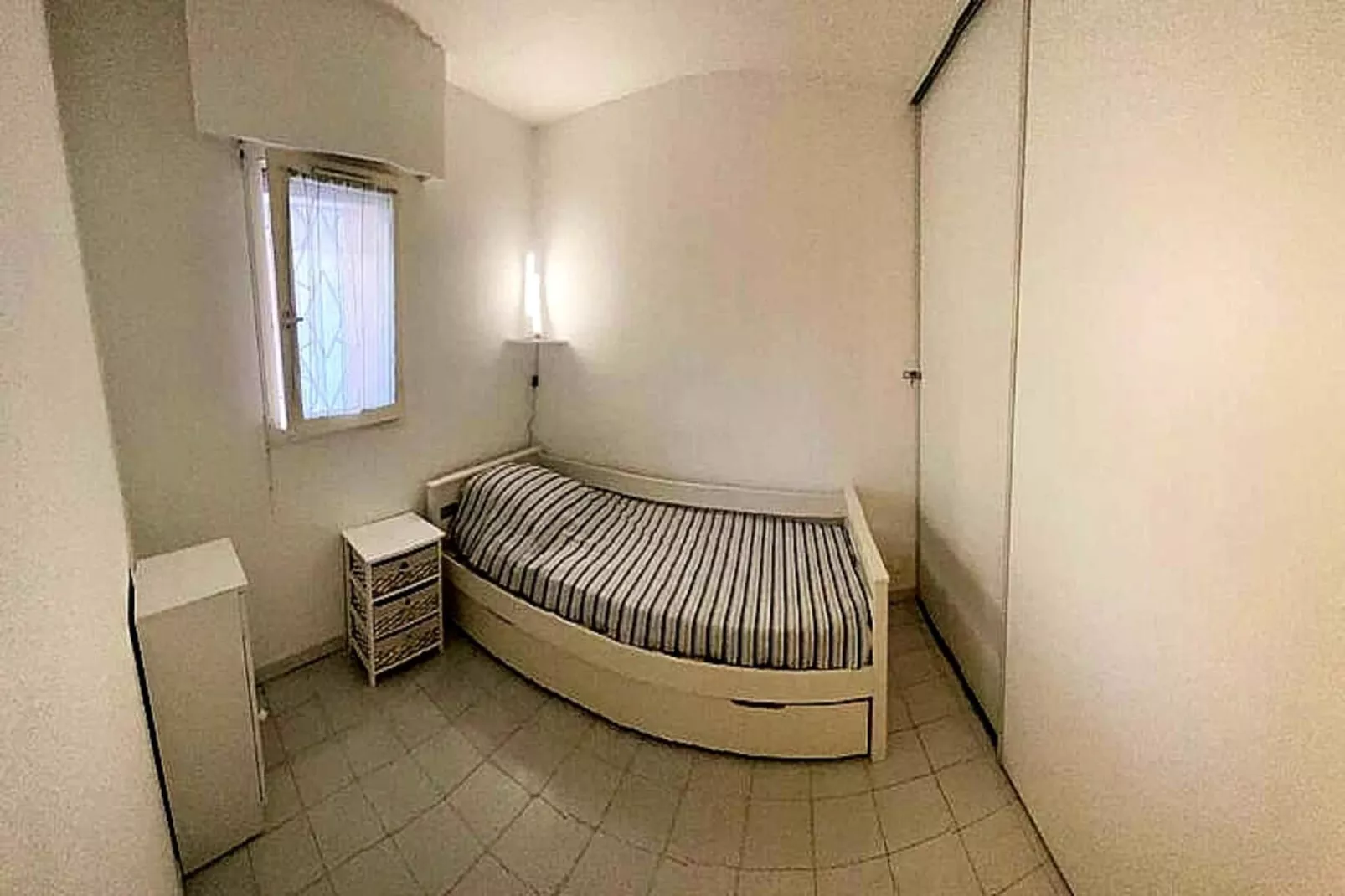 Résidence Morieres B-View in summer