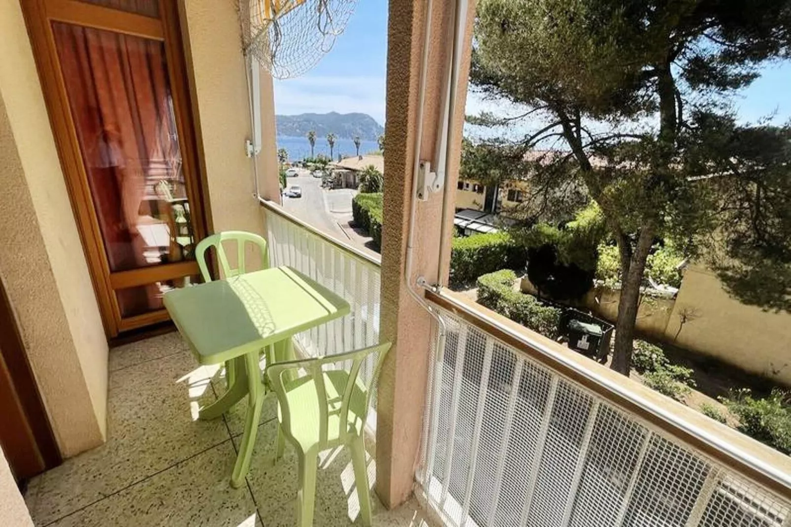 Résidence Les Pins-Bedroom