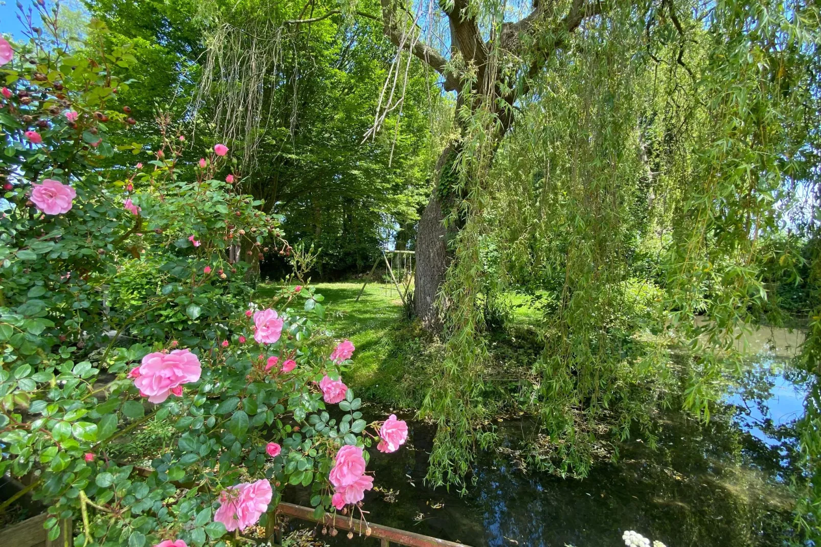 Semi-detached house St Sauveur-le-Vicomte--Gardens summer