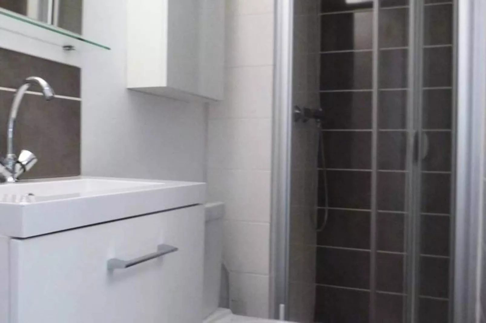 Résidence Font Mourier-Salle de bain