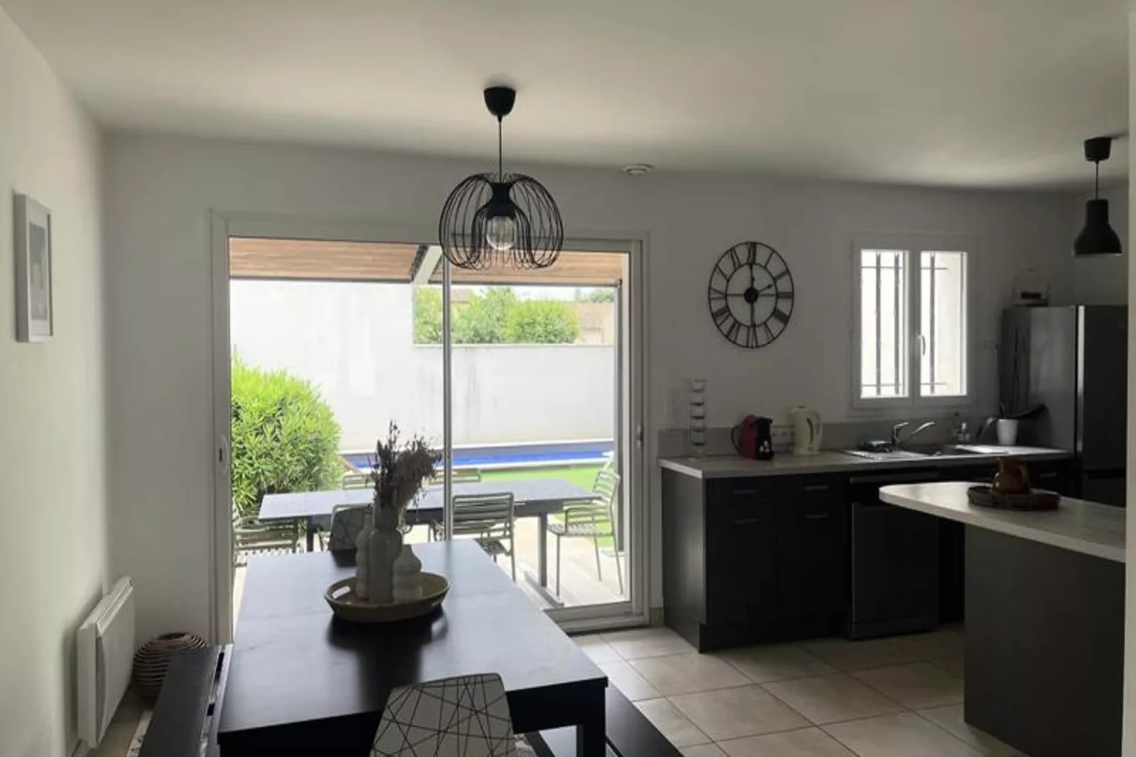 Villa Lisa - Piscine Chauff&eacute;e Proche Du Centre Historique-Esszimmer