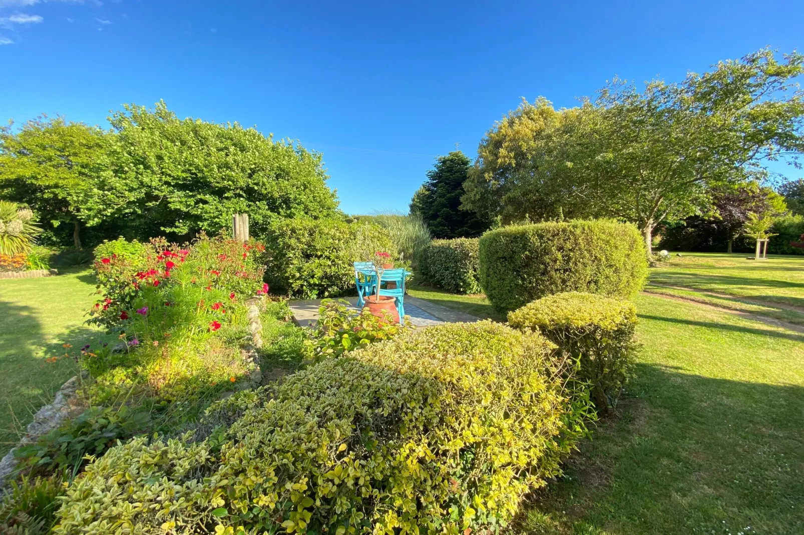 Holiday home Néville-sur-Mer-Jardin d'été