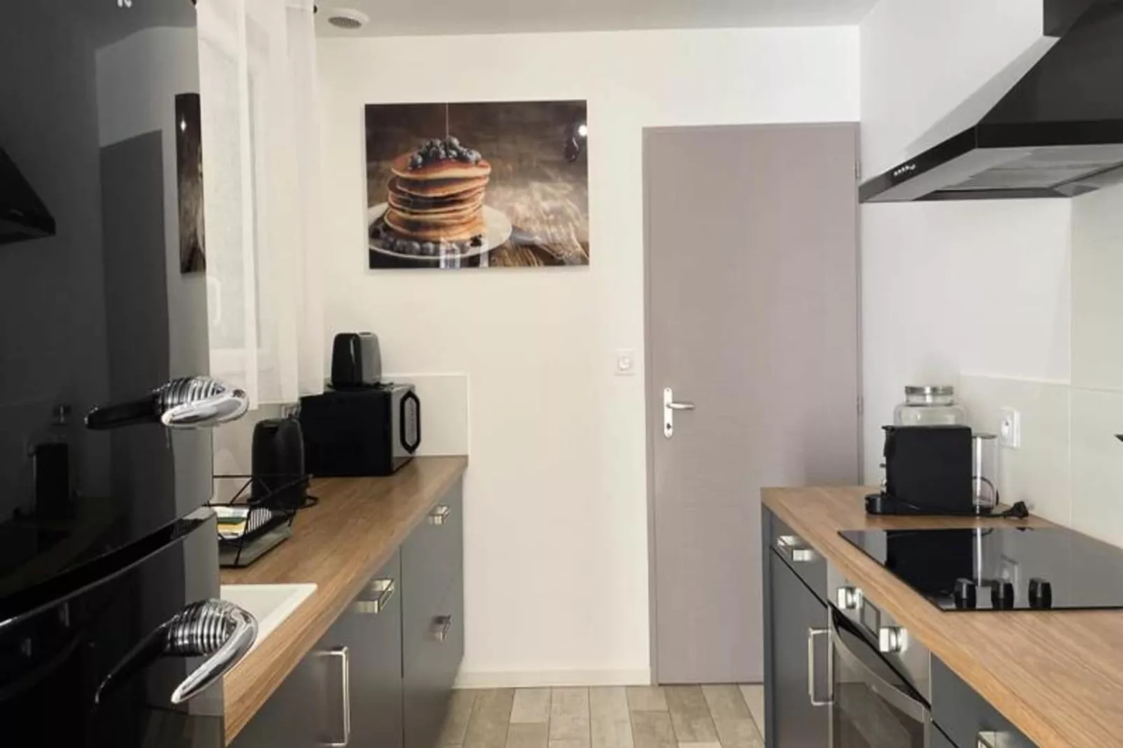 Villa Canada - Domaine Le Sherwood-Exterior in summer