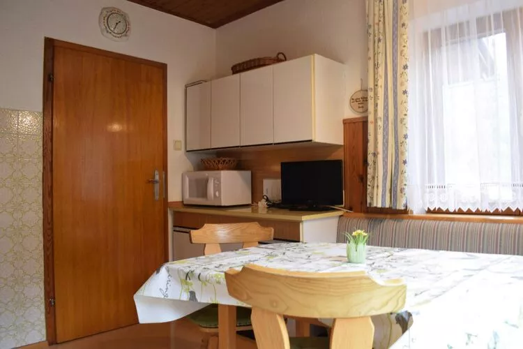FeWo Kleinpötting Hüttau-Living room
