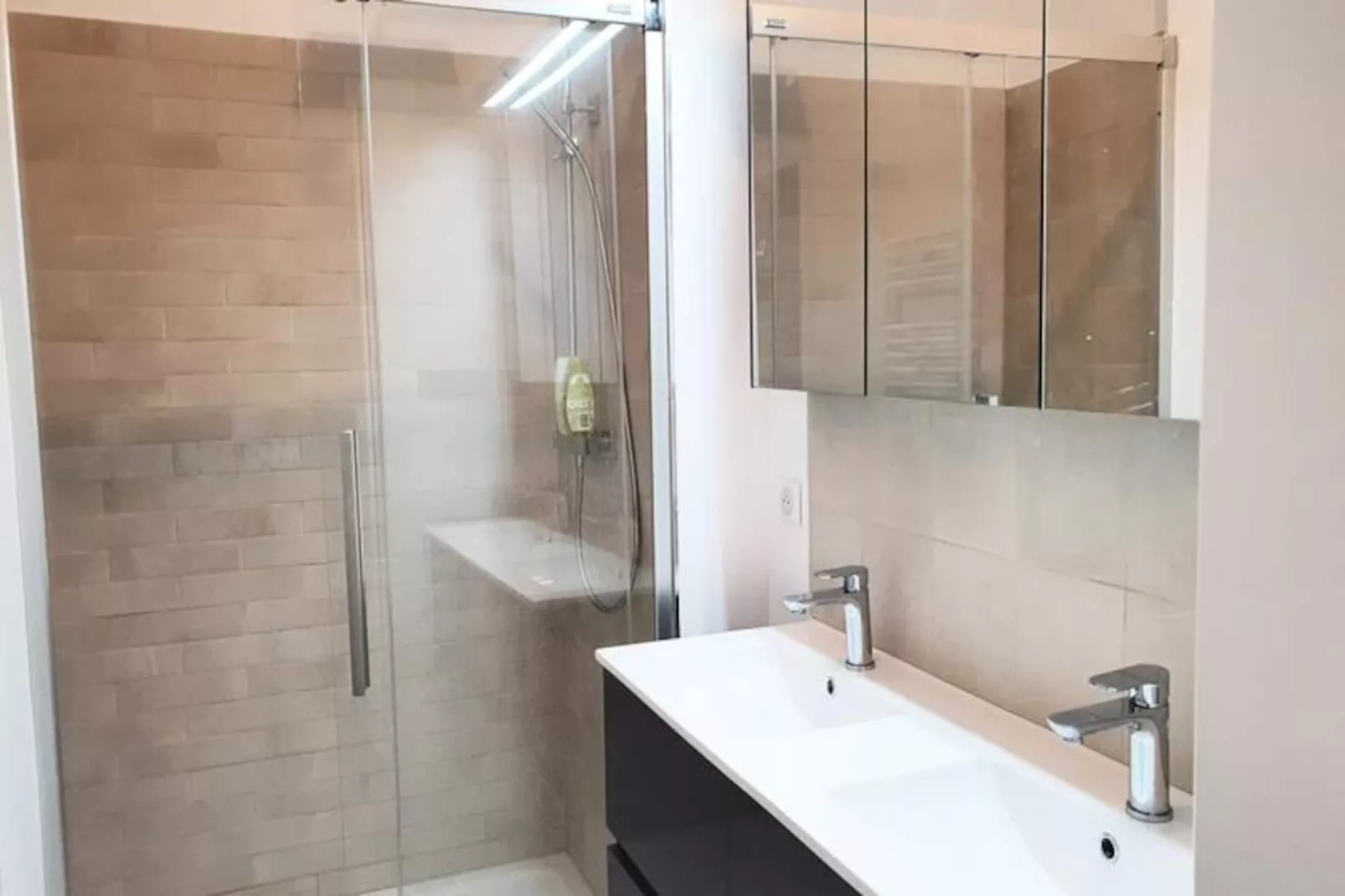 ⛵ Les Roches Noires - Terrasse Vue Mer ****-Image-tags.