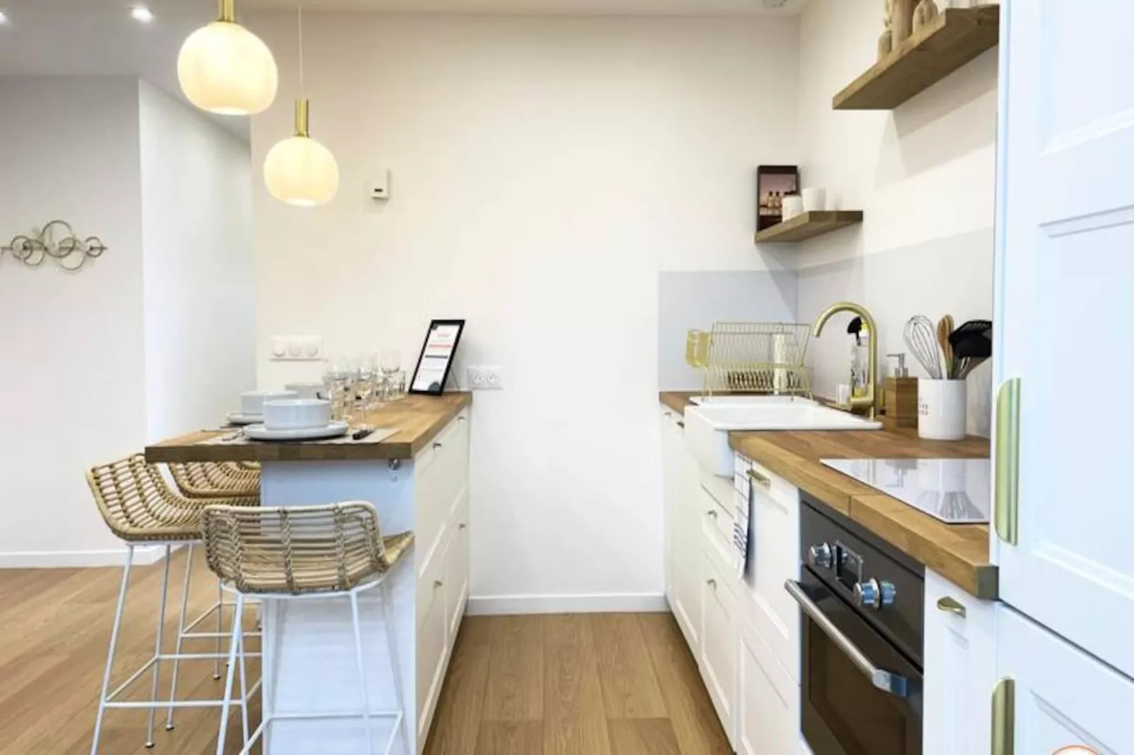 🌅  Le Petit Palais - 50m Plage - Vue Mer Et Campagne-Image-tags.