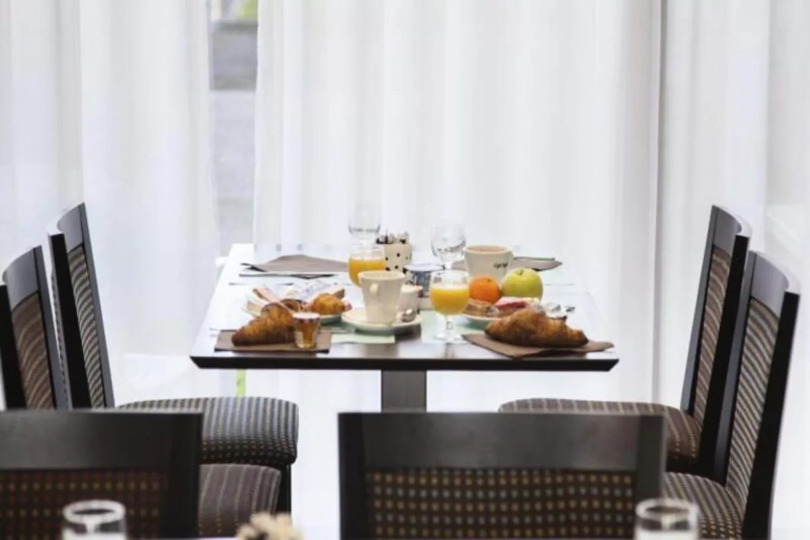 Néméa Appart'Hôtel Toulouse Saint Martin***-Außenbereich Sommer