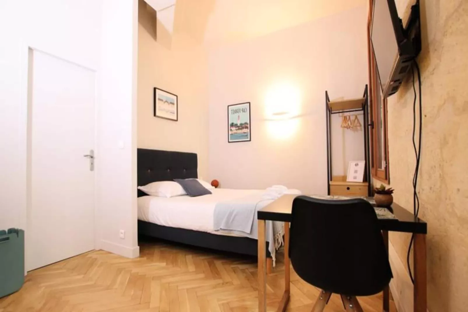 Magnifique Studio Bordelais En Plein Coeur De La Ville-Bedroom