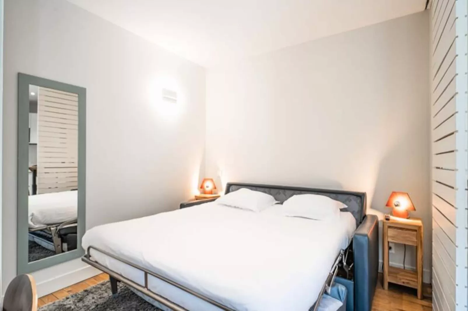 Confortable Studio De Standing Tr&egrave;s Bien Situ&eacute; Aux Portes De Quinconces-Image-tags.