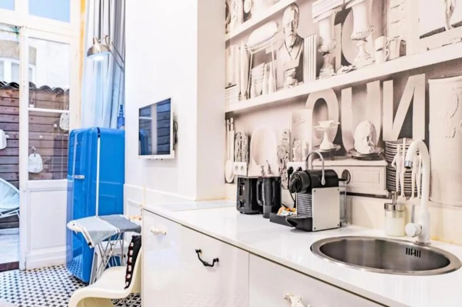 Studio D'architecte Charmant Dans Un Immeuble Du Xviii&egrave;me Dans Le Centre-Schlafzimmer