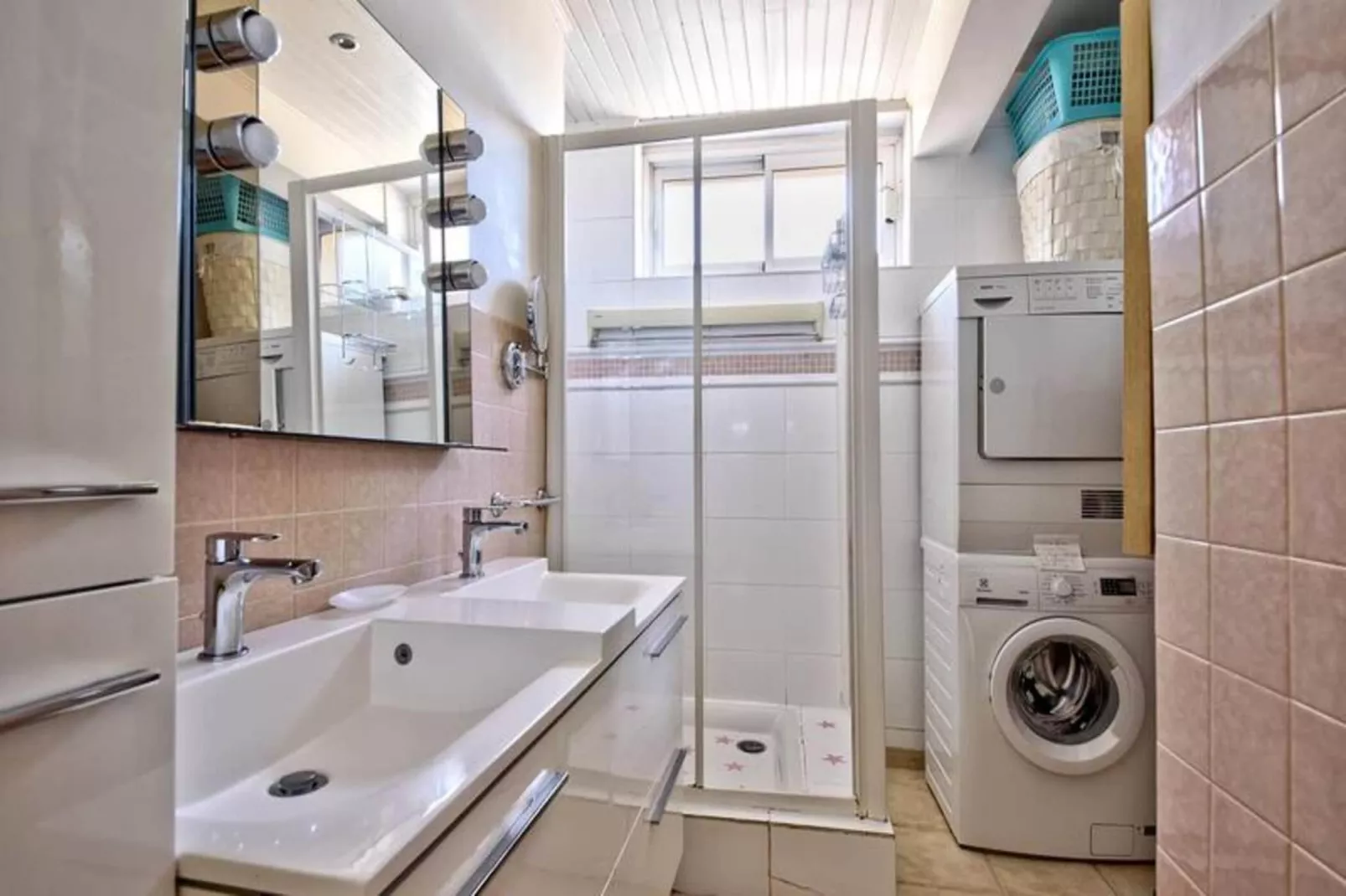 Résidence Palm Beach-Exterior in summer