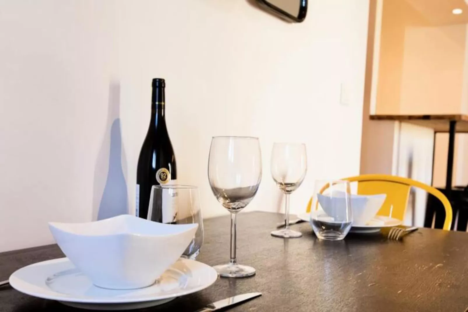 Les Toits De Sainte Ursule-Image-tags.