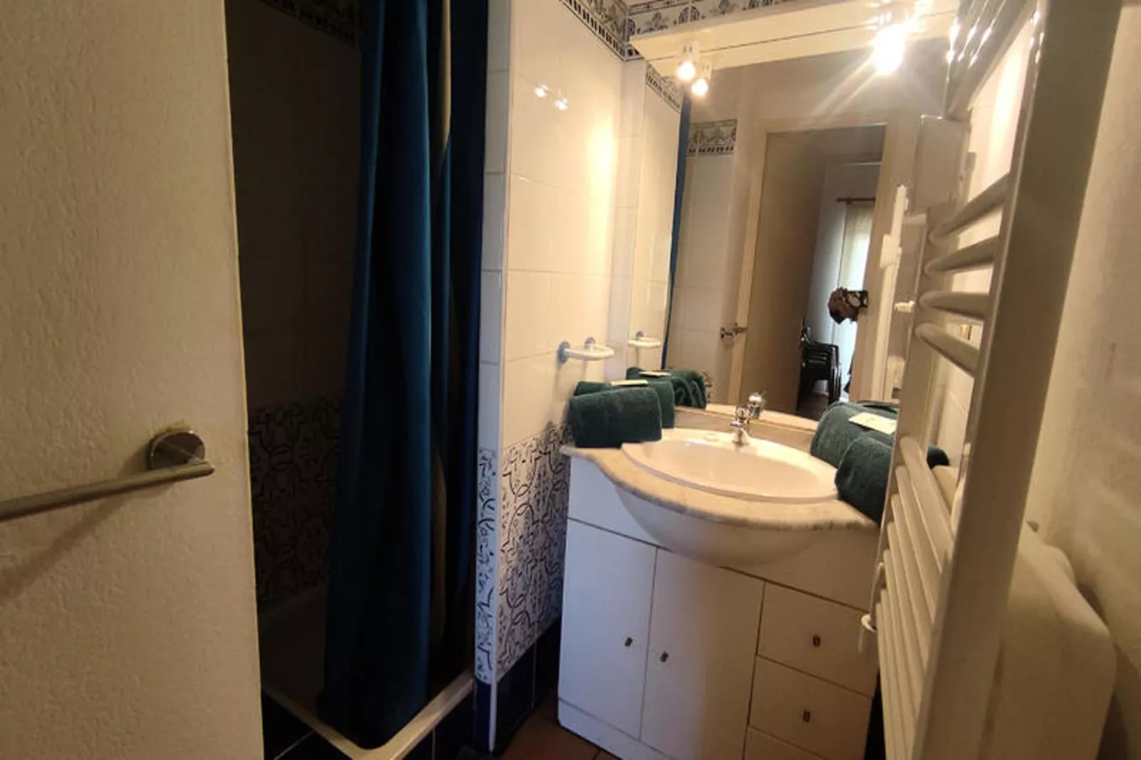 Résidence NATURISTE LA PALMERAIE-Bathroom