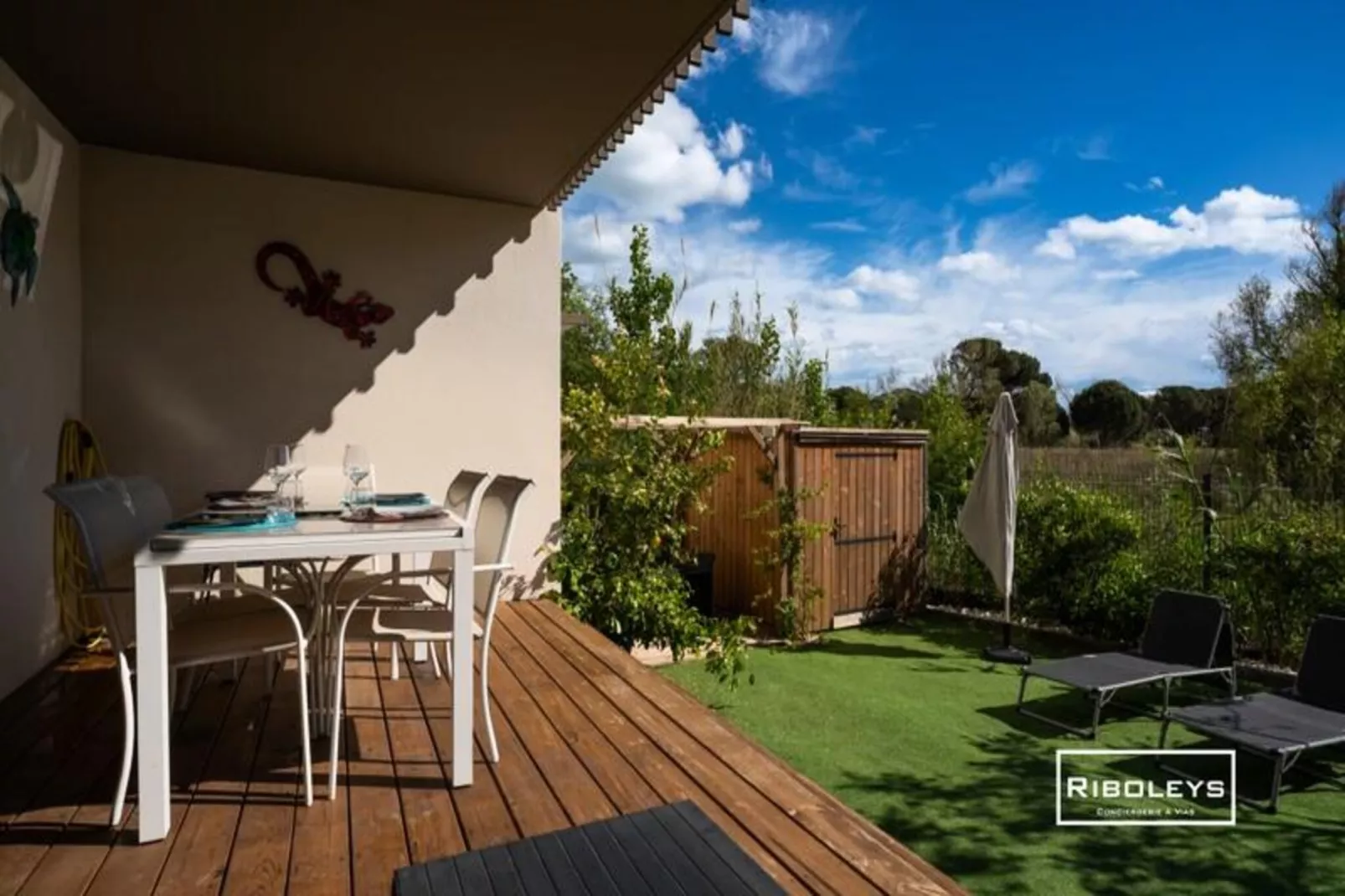 T2 Climatis&eacute; Avec Wifi Et Piscine-Image-tags.