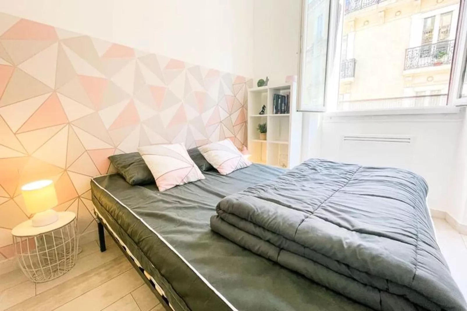 | Light Pink |t2 Proche Jaur&egrave;s, Estacade | Lumineux 🦩-Schlafzimmer