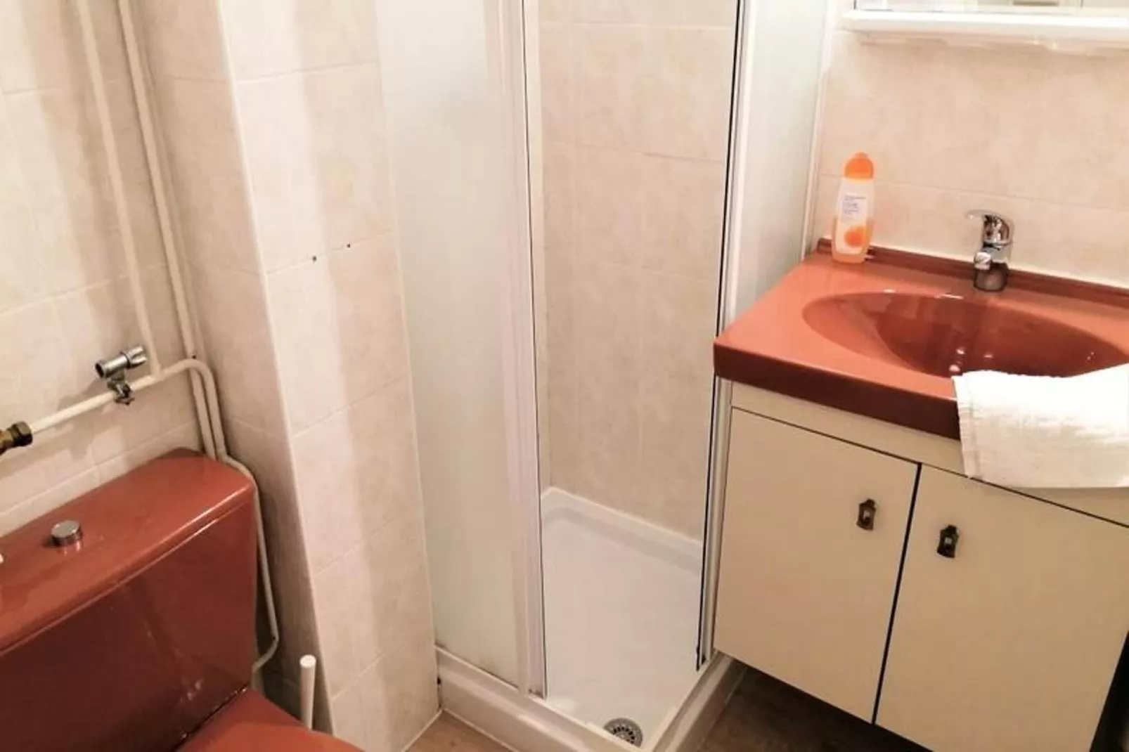 | Le Maginot 🍃 | Caserne De Bonne-Badezimmer