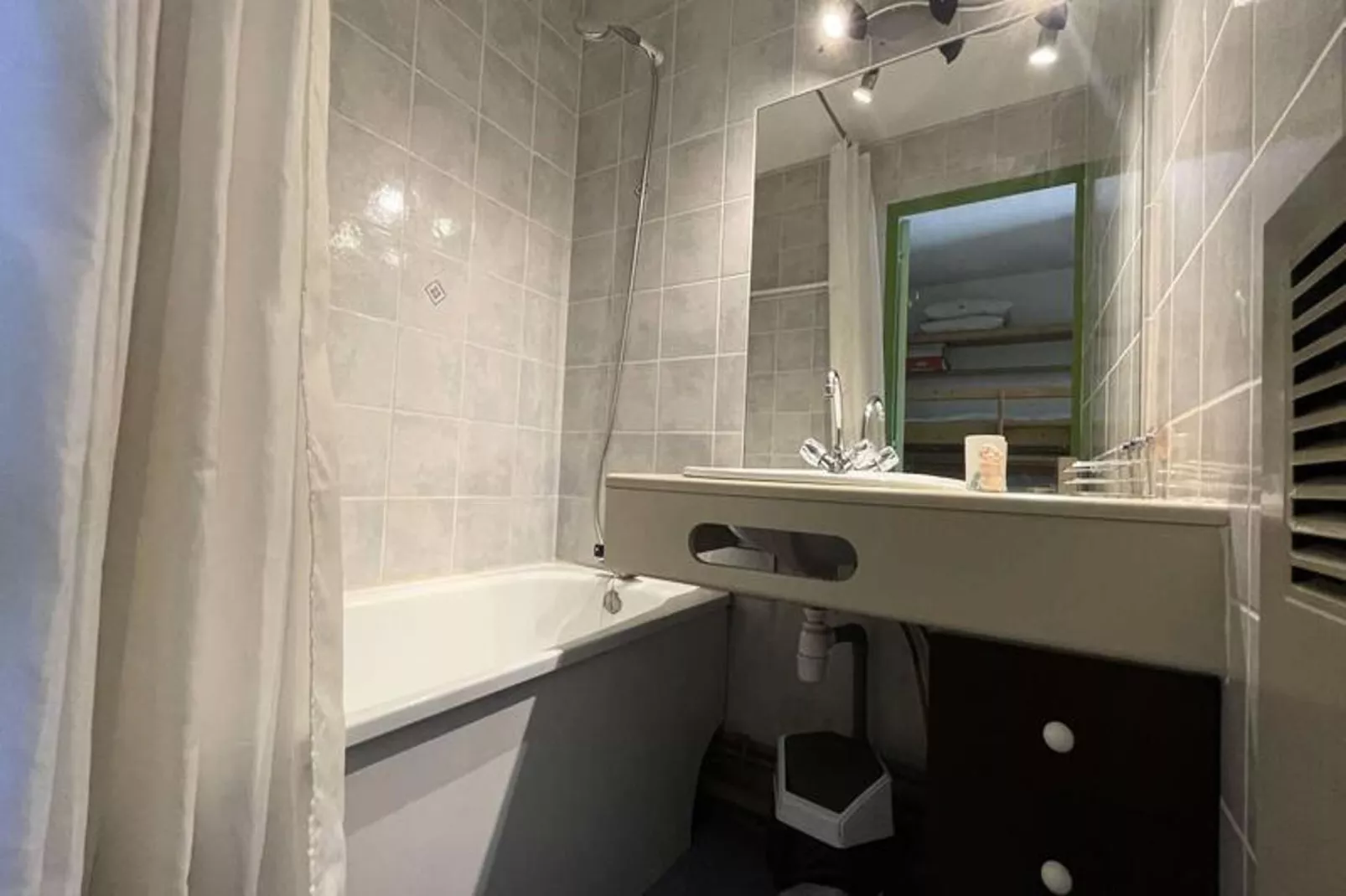 Résidence Meije 10- Porte J3-Badezimmer