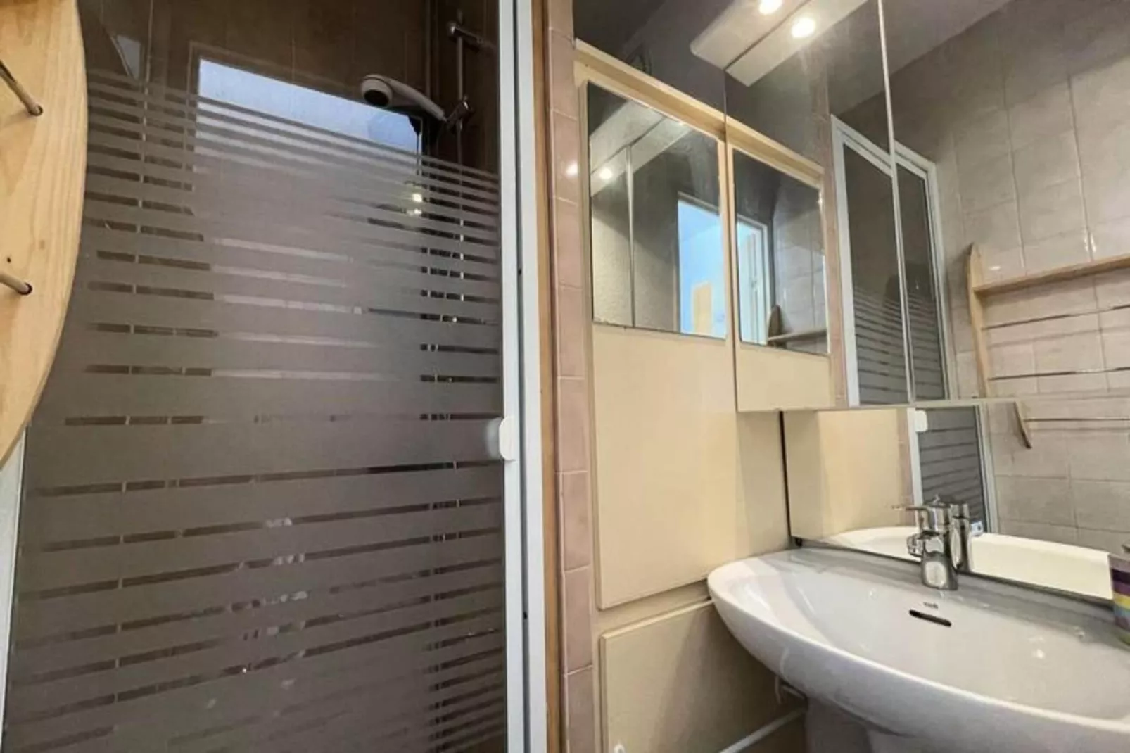 Résidence Pleiades-Bathroom