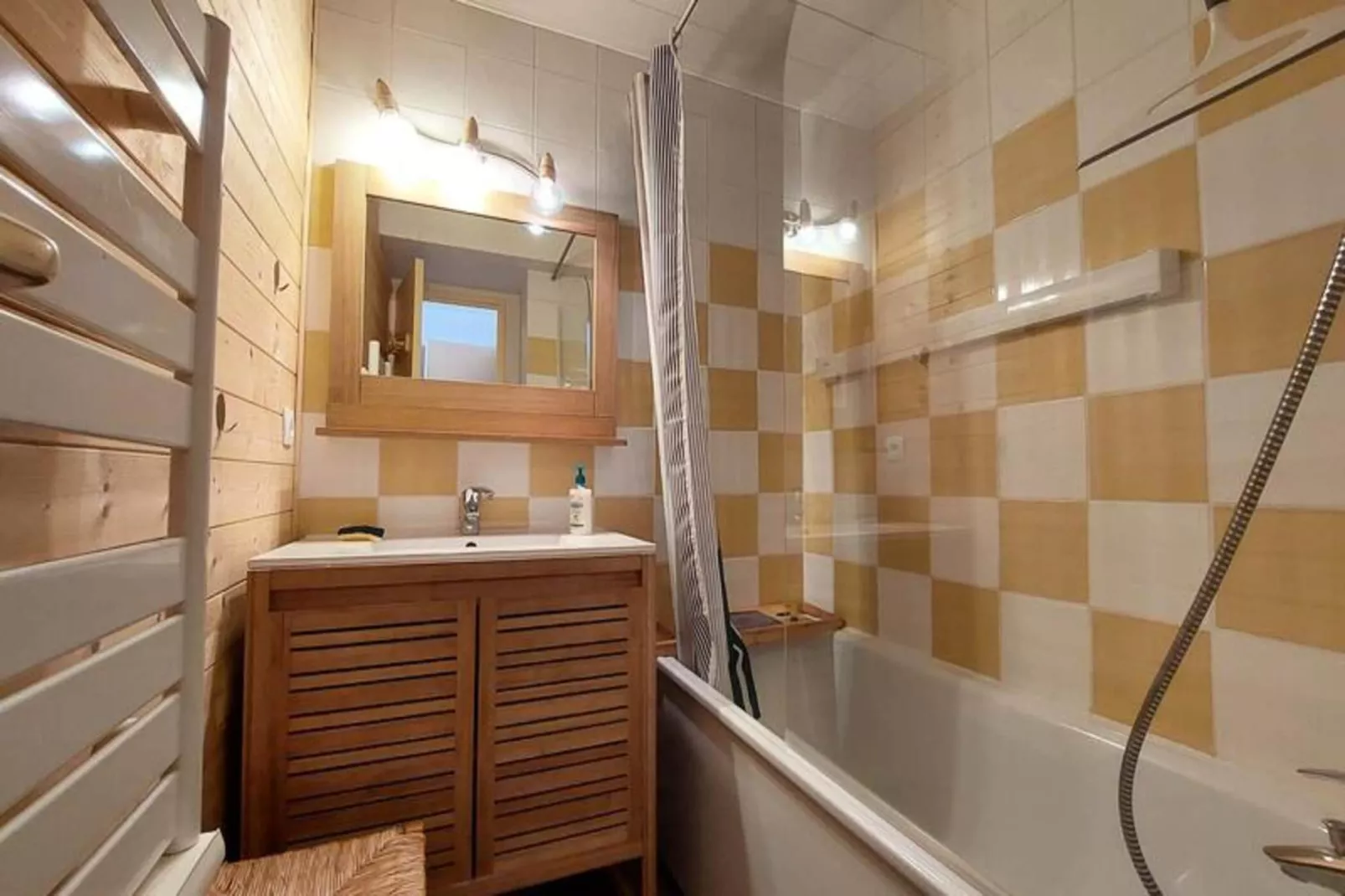 Résidence Champagne-Badezimmer