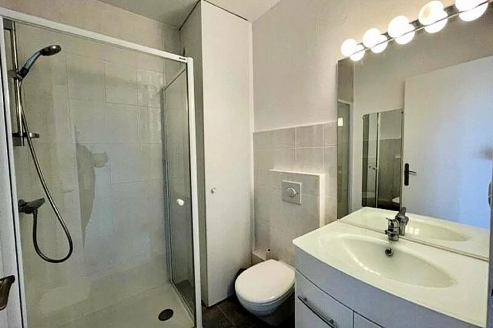 Résidence Adal D'arvor-Salle de bain