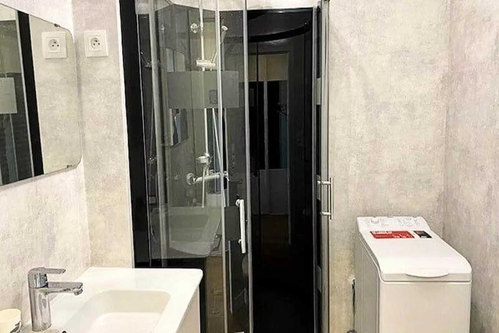 Résidence Les 3 Iles-Badezimmer