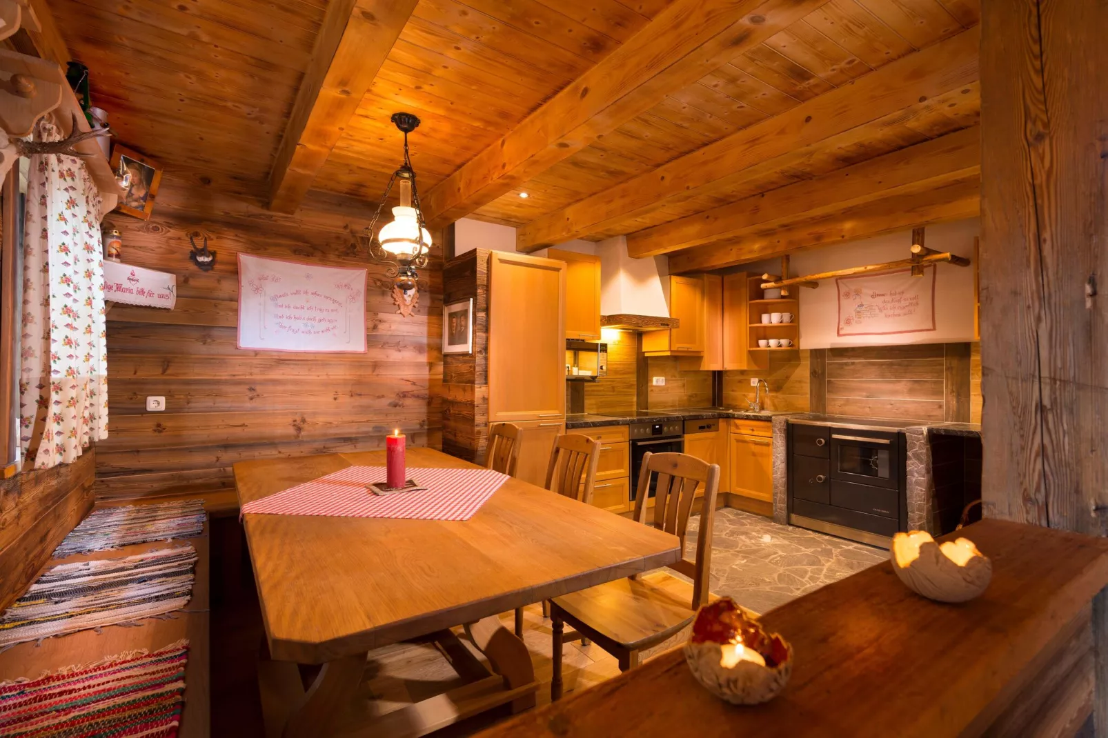 Chalet Steinbock-Dining room