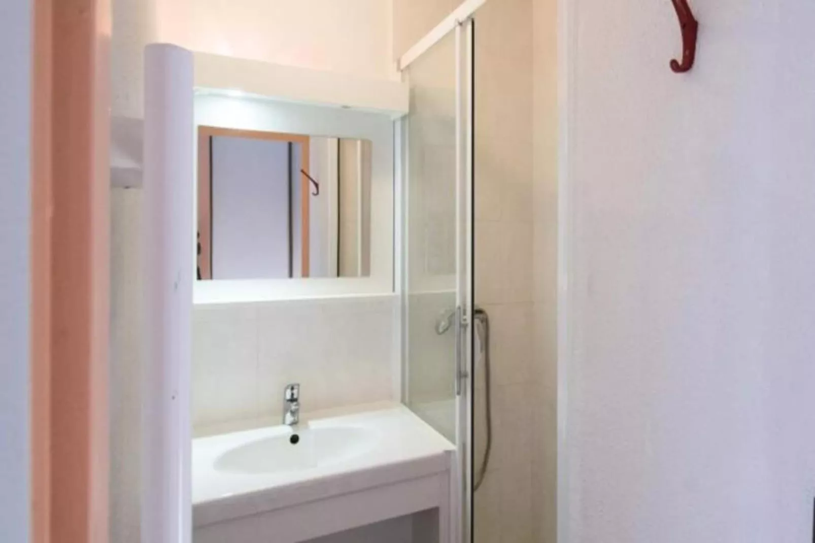 VVF Résidence Les Angles Pyrénées-Badezimmer