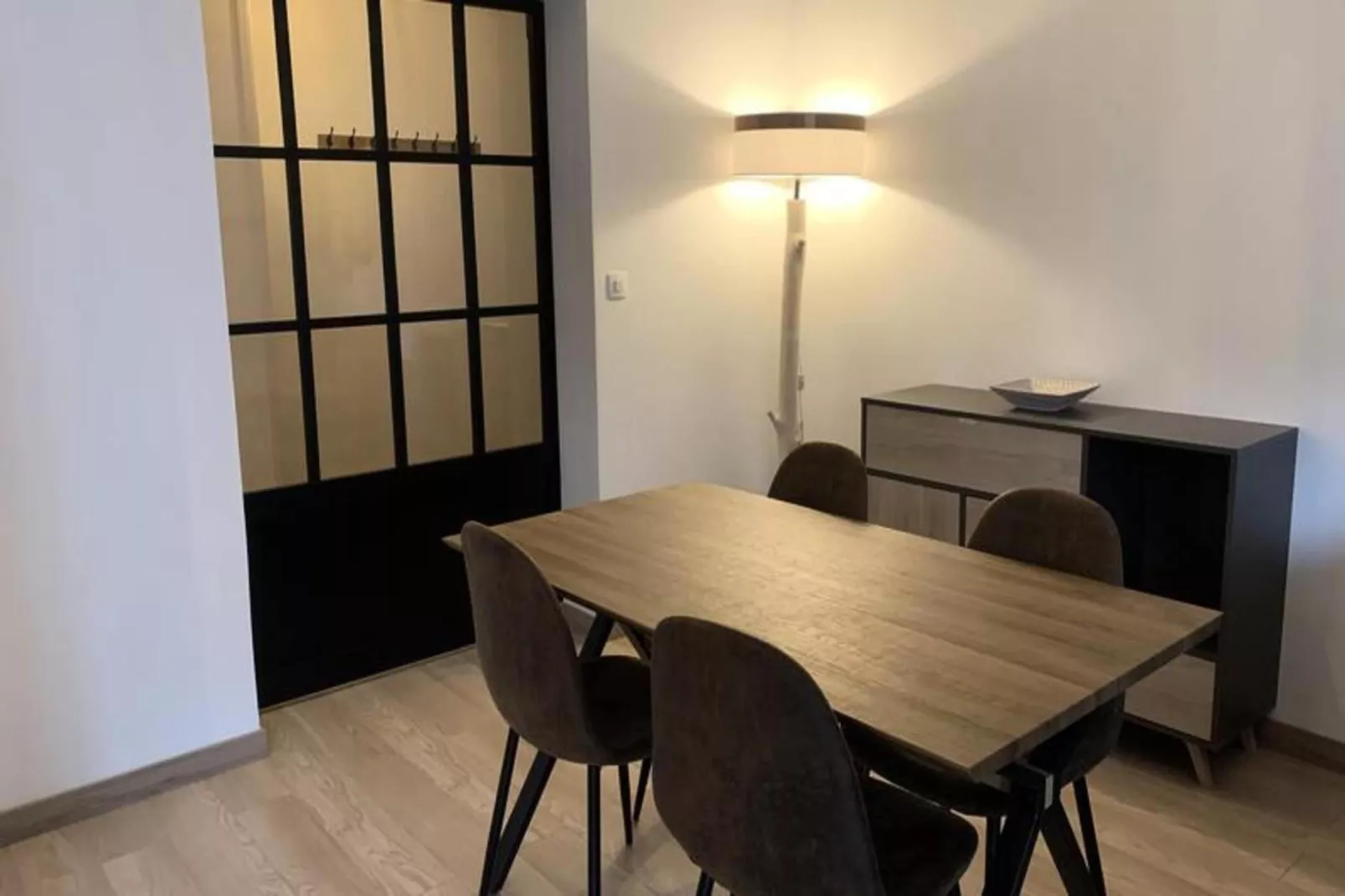 Résidence Le Chateau Durieux 1-Dining room