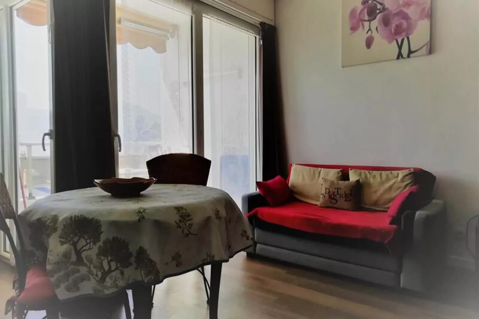 Résidence Le Chateau Durieux 1-Dining room