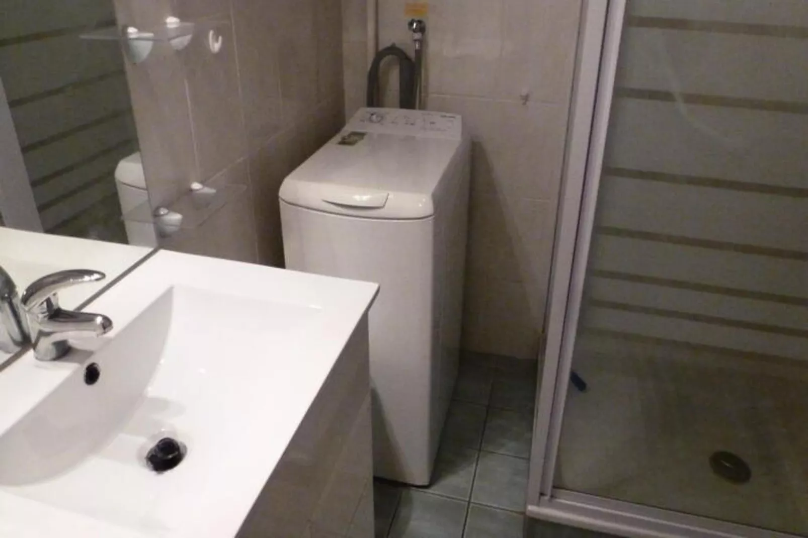 Résidence L'elvire-Bathroom