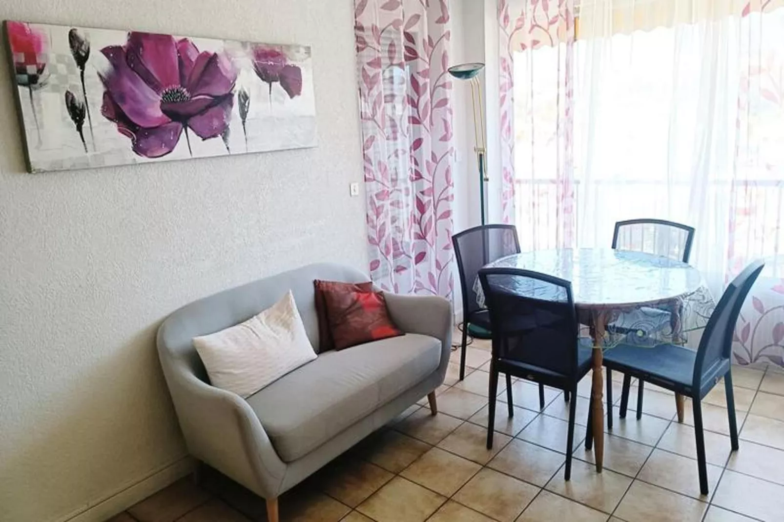 Résidence Montcalm C-Salon