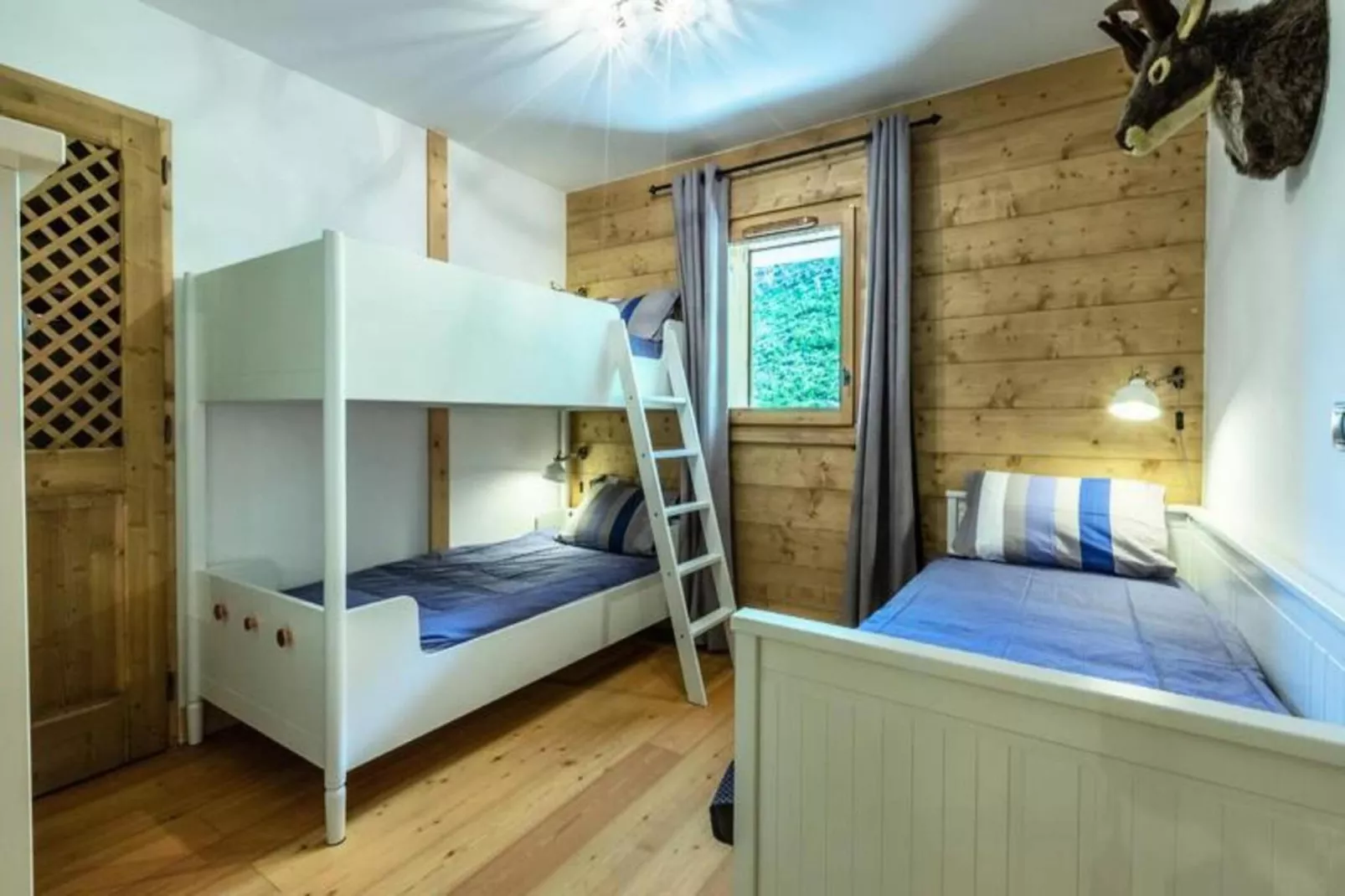 Résidence La Grange Aux Fees-Bedroom