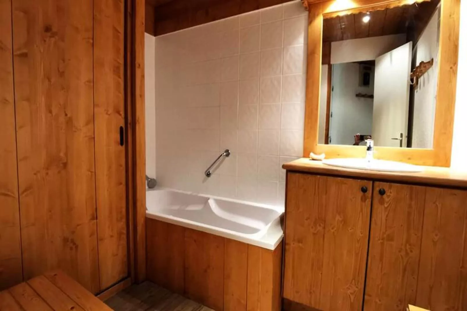 Résidence Lauzes - Bathroom