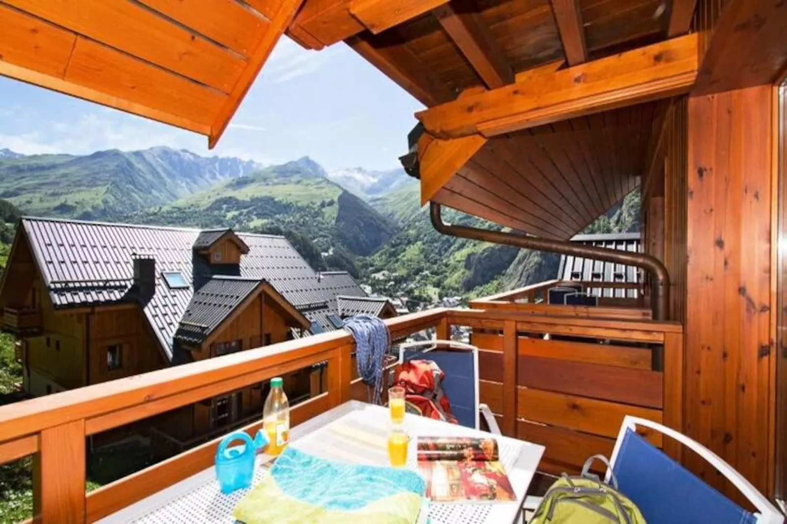 Résidence Odalys Le Hameau et Les Chalets de la Vallée d'Or***-Image-tags.