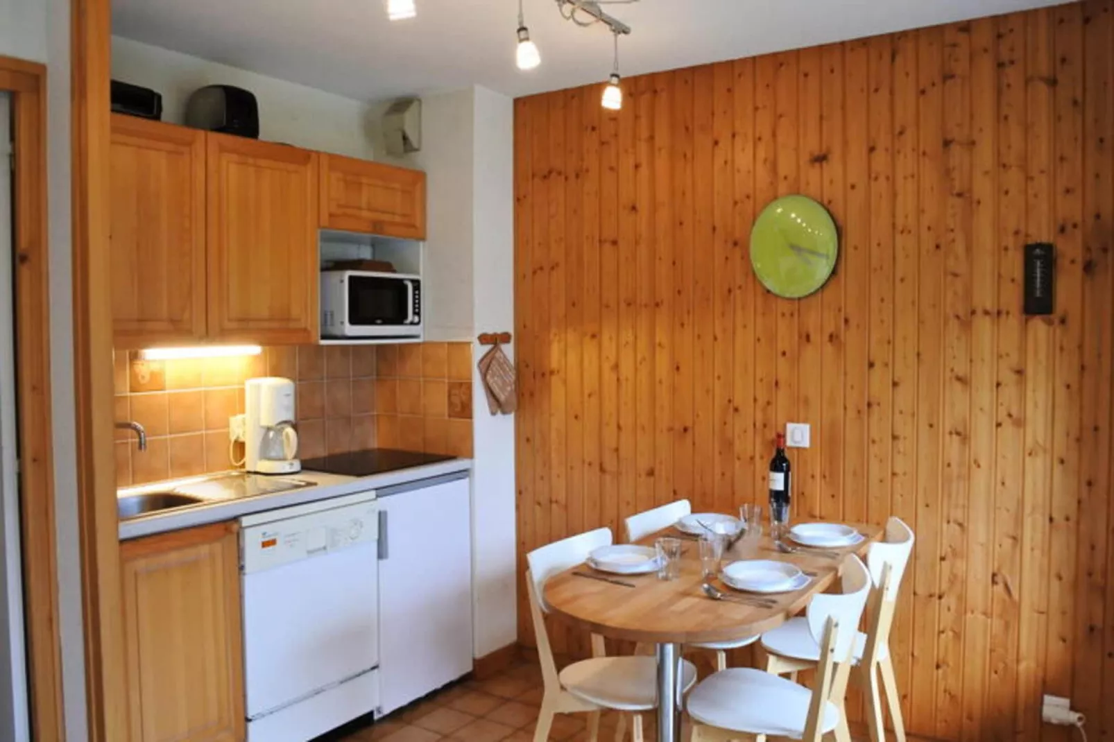 Résidence Le Picaron-Außenbereich Sommer