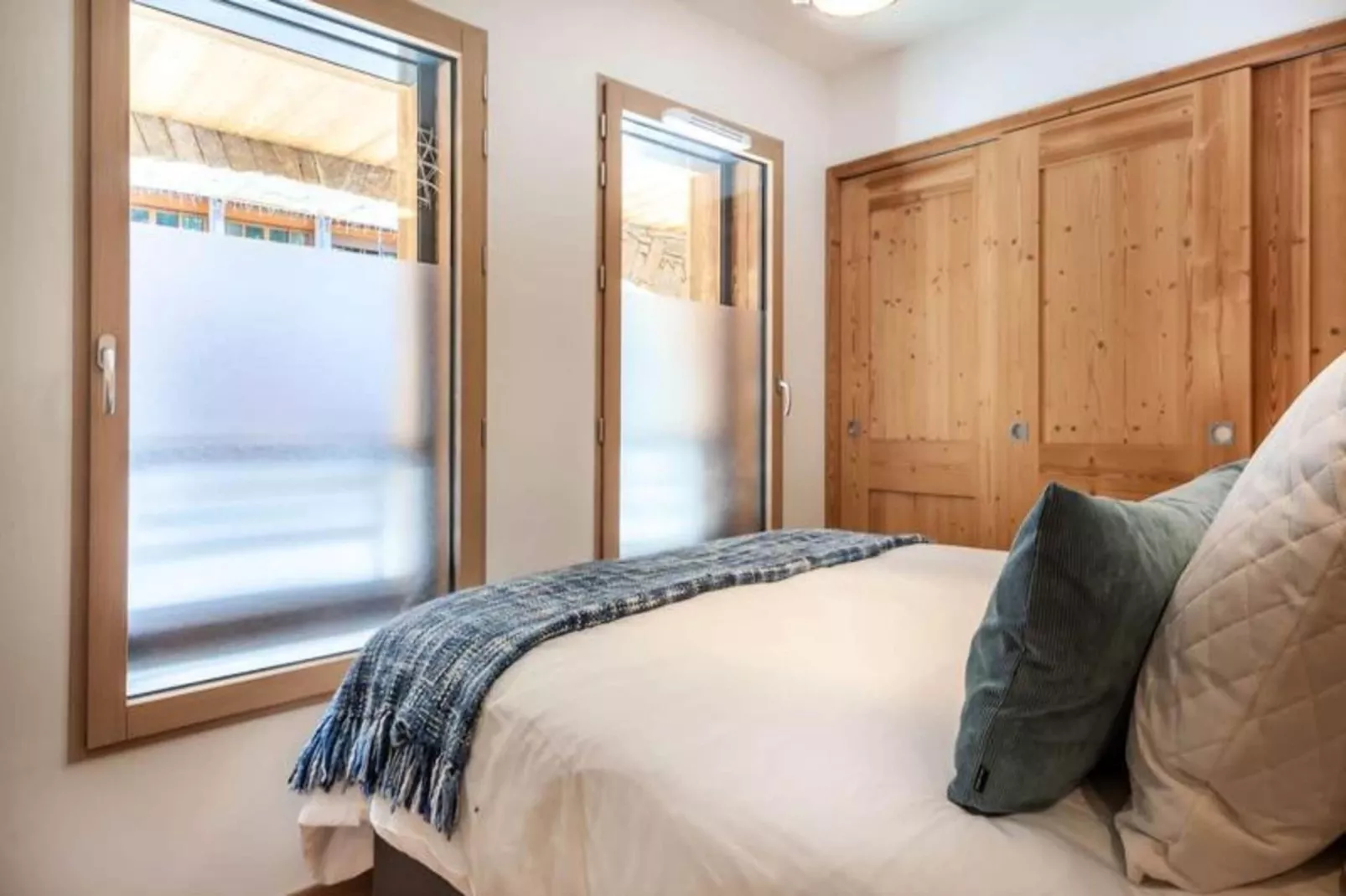 Résidence Les Portes Du Pleney-Bedroom