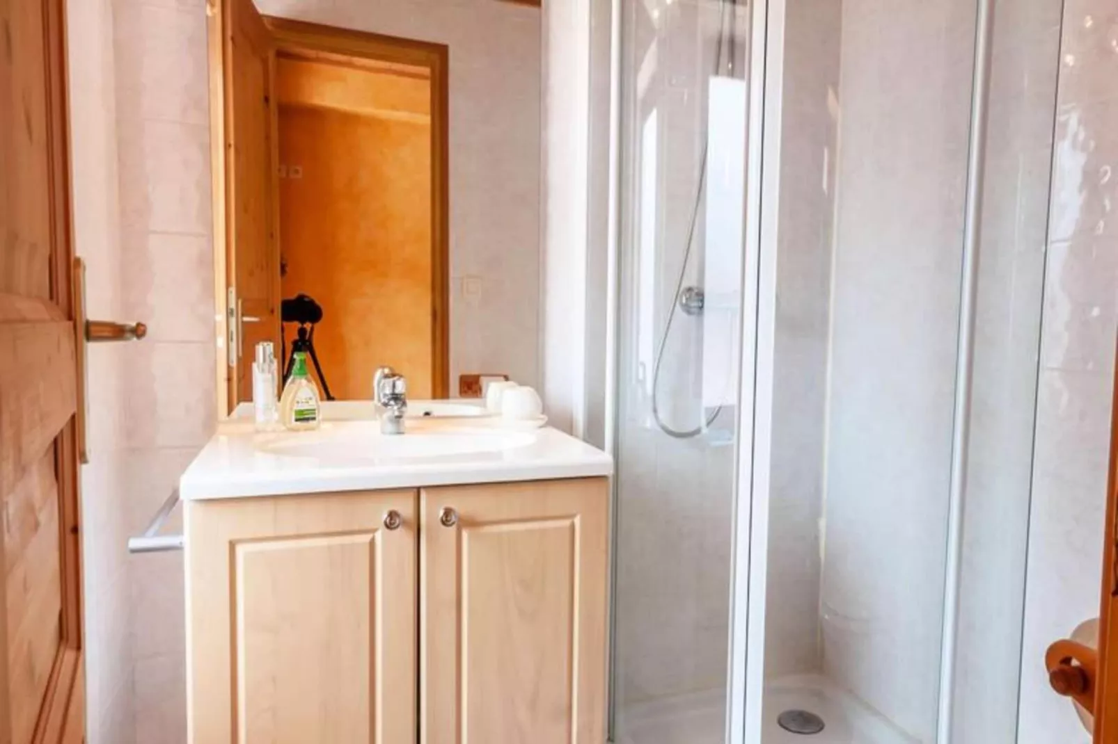 Résidence Place Eglise-Salle de bain