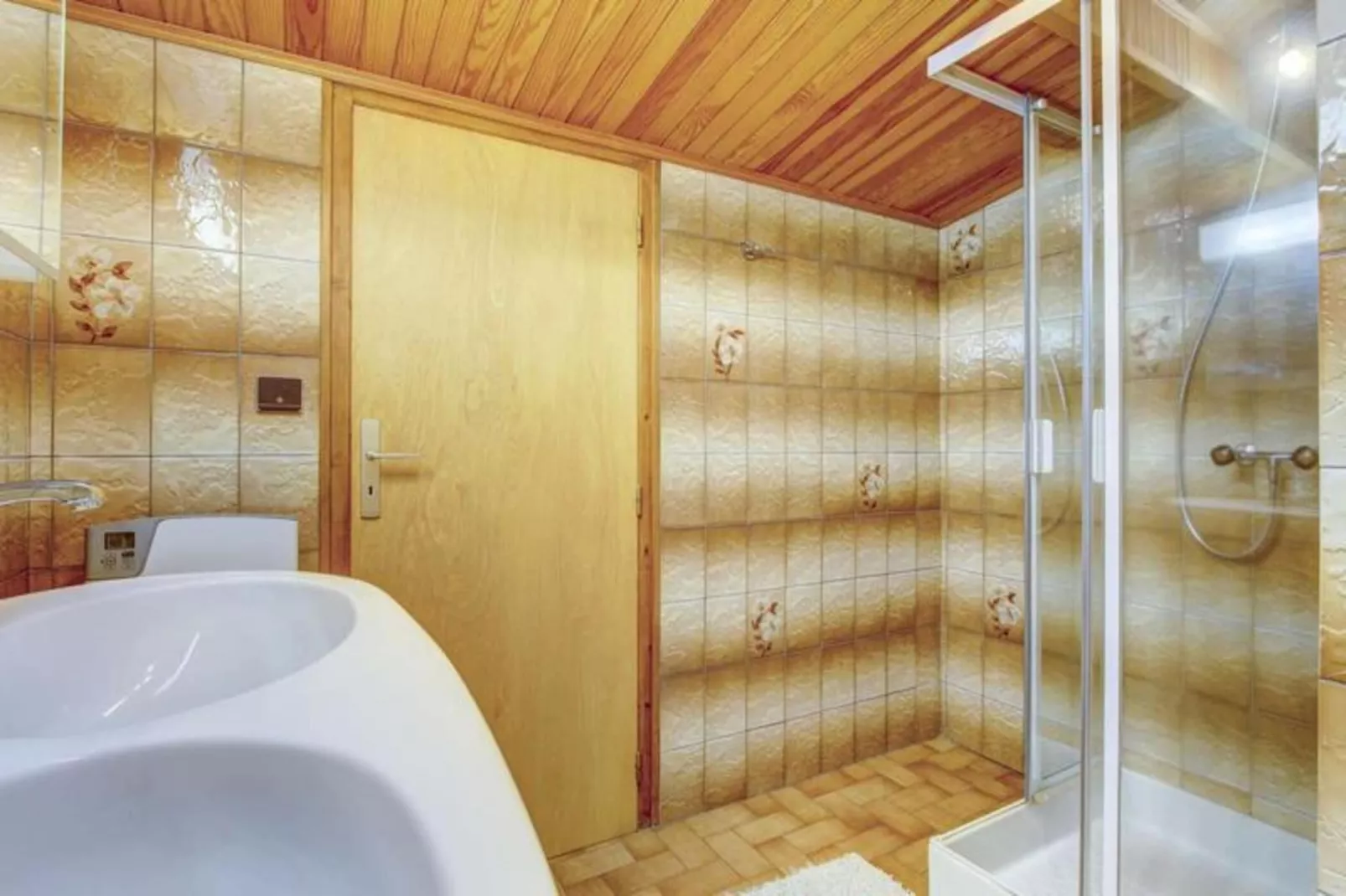 Résidence L'outo-Exterior in summer