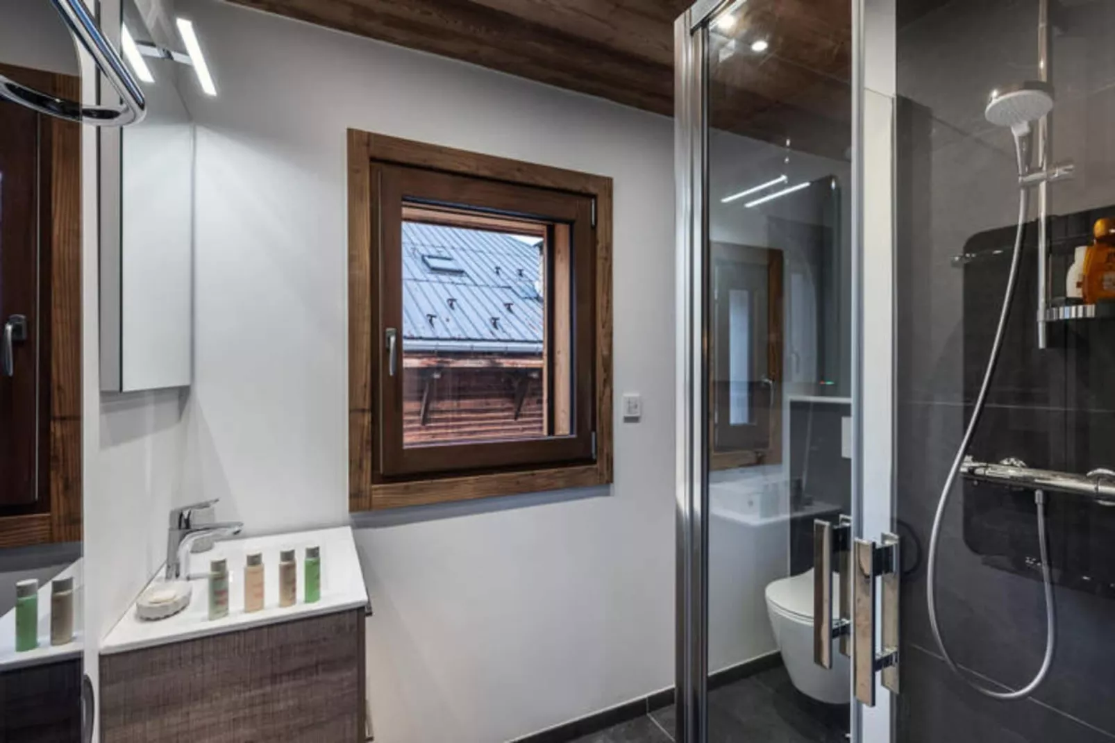 Résidence Claire De Lune 2-Bathroom