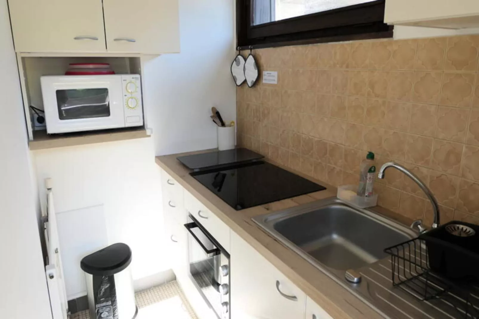 Résidence Castel Des Roches A-Exterior in summer